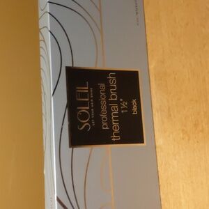 Soleil Thermal brush 1 1/2" barrel black NIB